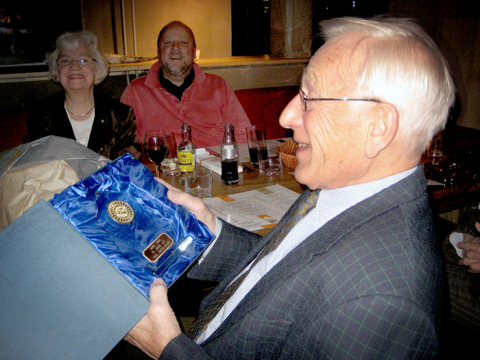 Arie de Vink 75 jaar lid van Excelsior Leiden